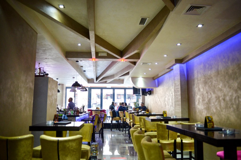 Caffe Bar The Club